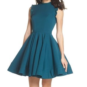 Ieena Mac Duggal size 4